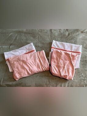 B.E.S.T Swaddle (x2!) by Taking Cara Babies